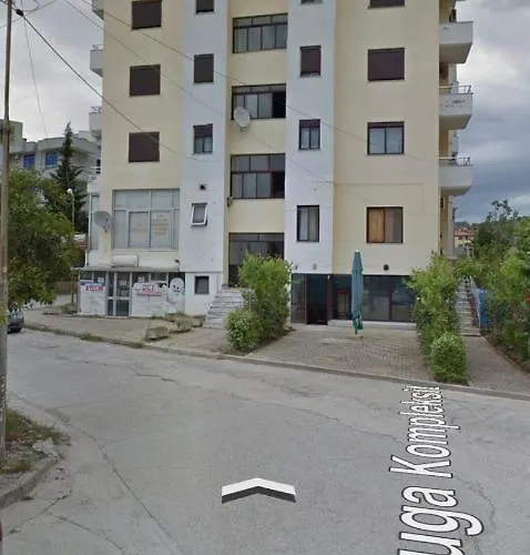 I&s 2 Apartment *